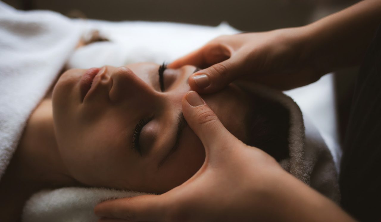 Face and head massage